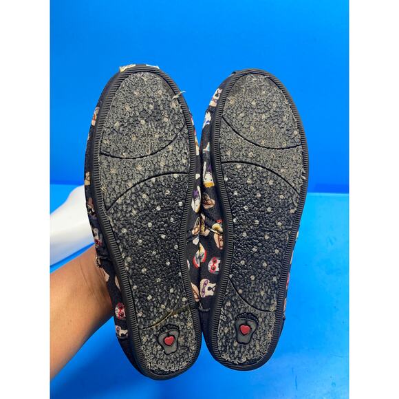 TOMS Womens Black Flats Dogs Print Lightweight Slip On Shoes Sz W 8.5 - Picture 3 of 10